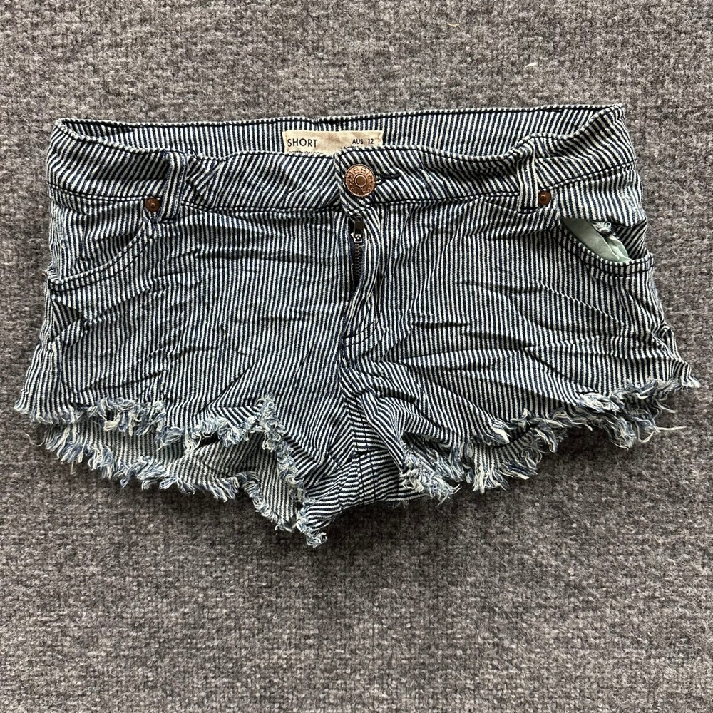 Cotton On Shorts Womens Size 8 Blue Striped Raw Hem Frayed Denim Mini Casual